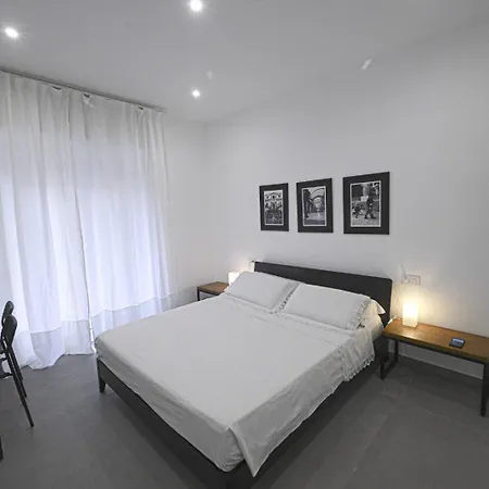 Signora Titina Rooms Naples Exterior photo
