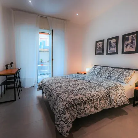Signora Titina Rooms Naples Exterior photo